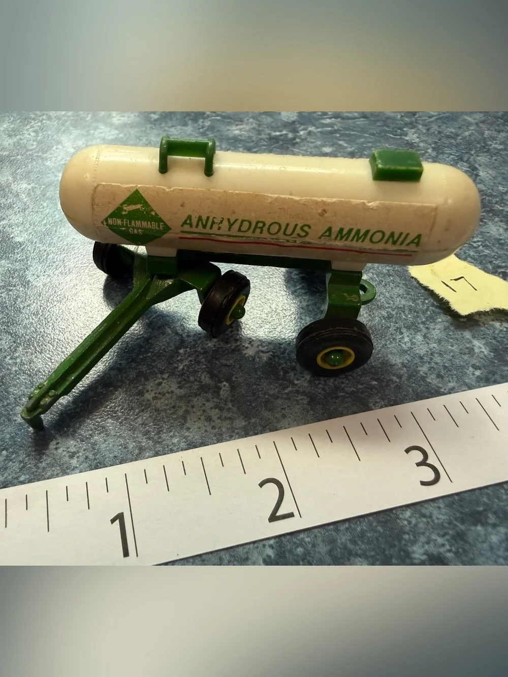 Vintage ERTL John Deere Anhydrous Ammonia Tank Wagon - 1/64 Scale